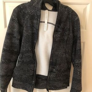 Lululemon Hooded define Jacket